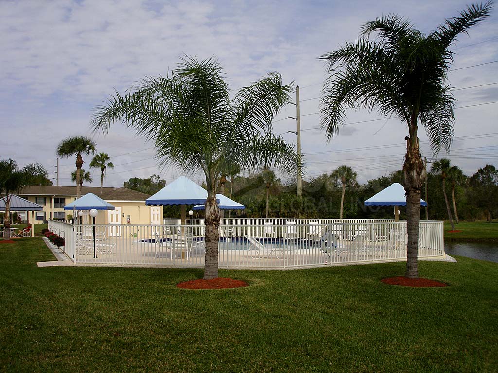 Royal Hawaiian Club Community Pool Safety Fence